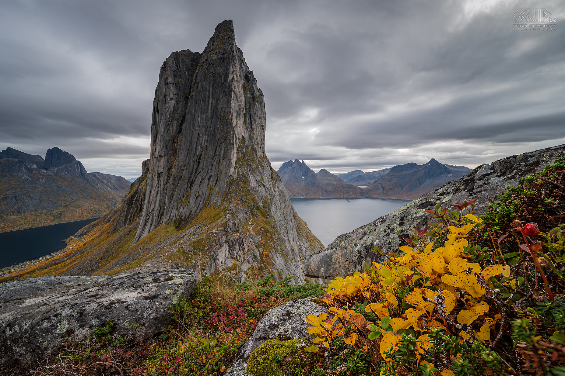 Senja - Segla The Segla, the most iconic rock formation of the island Senja. The mountain peak is 639 meters above the ocean below. The view is really stunning. Stefan Cruysberghs